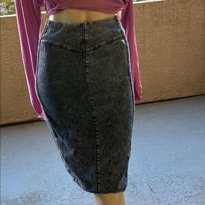 Guess Black Washed High-Rise Denim Pencil Skirt